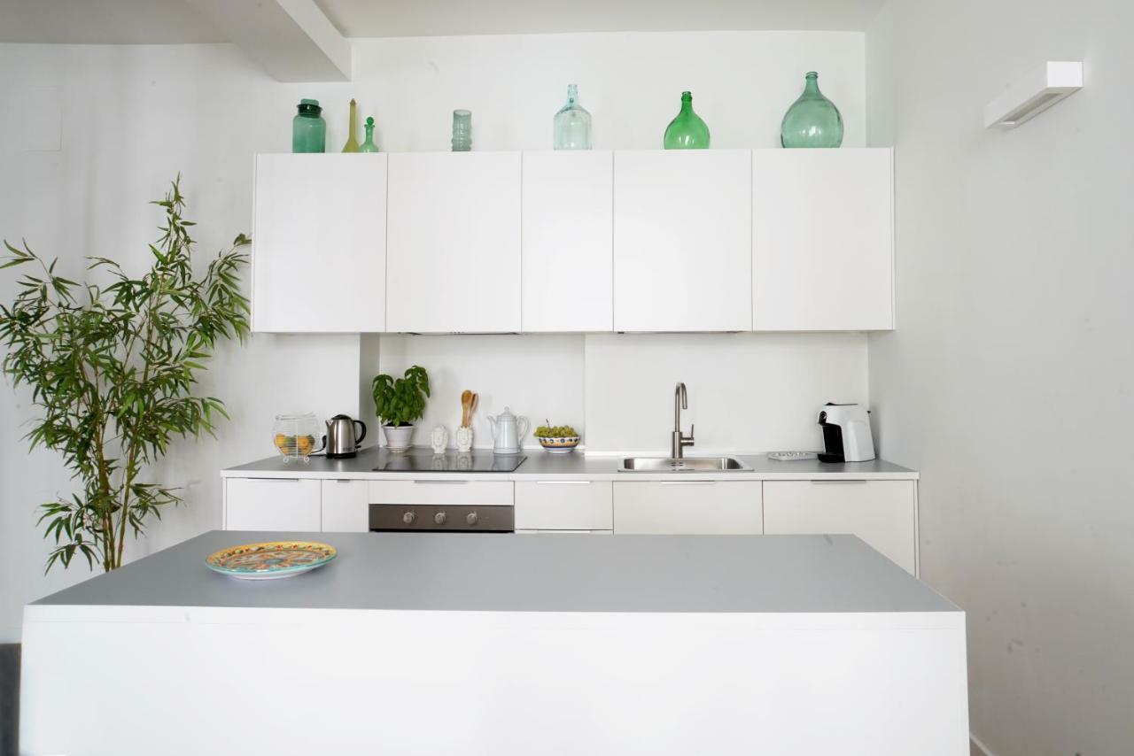T-Home / Stylish Apartment Palermo Center Esterno foto